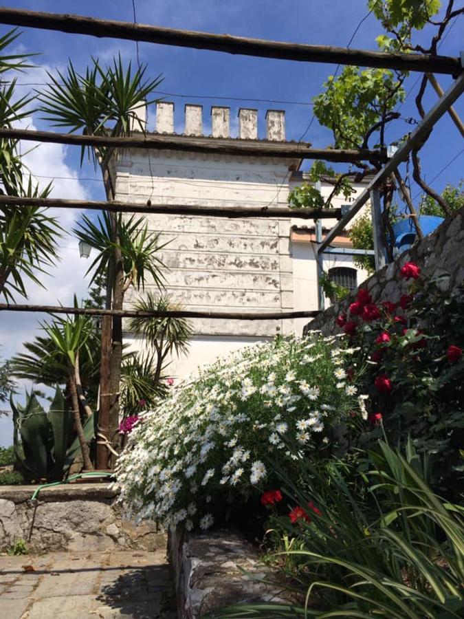 La Torretta Bianca Bed & Breakfast Cava De' Tirreni Bagian luar foto